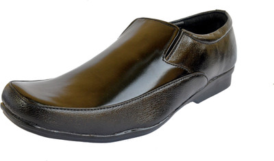 

Shoe Day Slip On Shoes For Men(Black