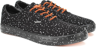 

Lotto Canvas Shoes For Men(Black, White