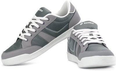 

Lotto Slice Sneakers For Men(White, Grey