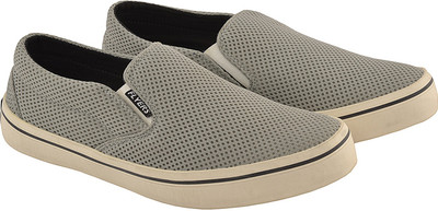 

Beerock Casual Flyres Slip On Sneakers For Men(Grey