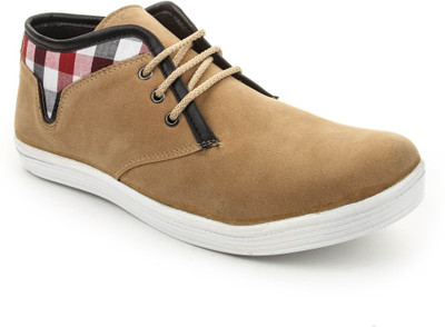 

Bacca Bucci Tan Casuals For Men(Tan