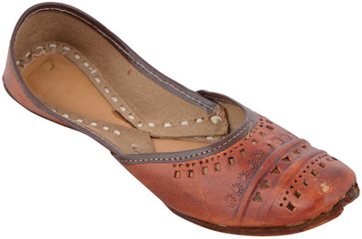 

Porcupine Indian Traditional Jutis For Women(Brown)