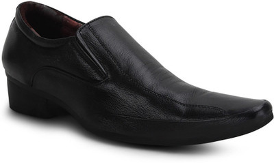 

Get Glamr Pointed Formal Slip On Shoes For Men(Black)