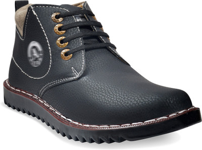 

ADYBird Amazing Far Galaway Casuals For Men(Black