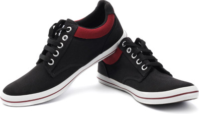 

Converse Men Canvas Shoes For Men(Black, Red