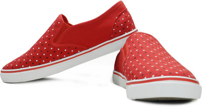 

Fast Trax Scoop Casuals For Women(Black, Navy, Red, White