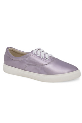 

Larissa & Bella Sneakers For Women(Grey, Metallic grey
