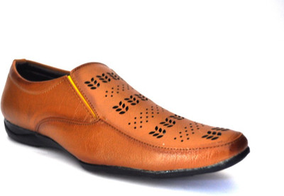 

Trendy Session Slip On For Men(Tan