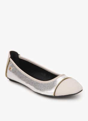 

Addons The Zip Touch Shiny Ballerinas Bellies For Women(Silver