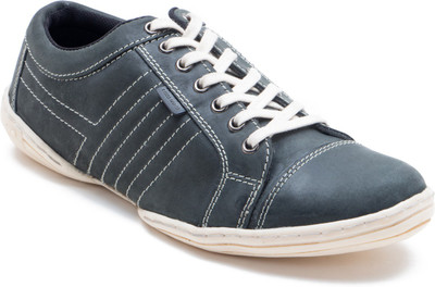 

Red Tape Sneakers For Men(Black