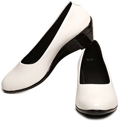 

Bare Soles Casuals For Women(White