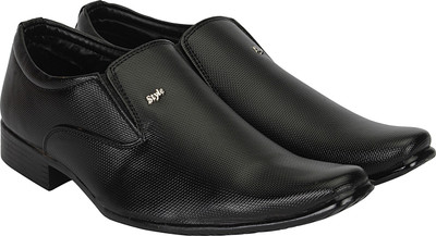 

Kraasa Decent Slip On Shoes For Men(Black)