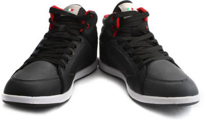 

Lotto Logo Plus Hi Mid Ankle Sneakers For Men(Black, Black/red