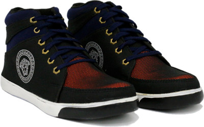 

Filo Canvas Shoes For Men(Black, Black red