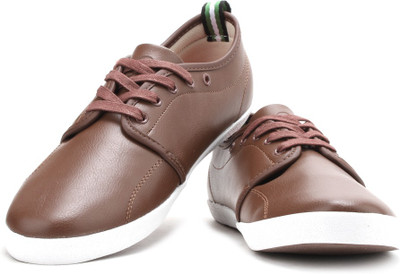 

United Colors of Benetton Corporate Casuals For Men(Brown), 904