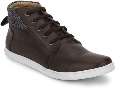 

Knotty Derby Terry Collar Casual Shoes For Men(Brown