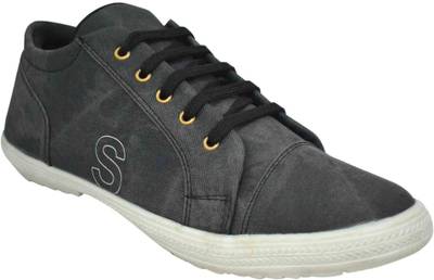 Strive Sneakers