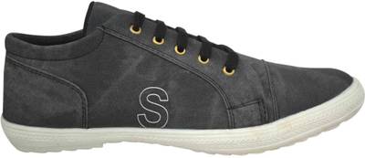 Strive Sneakers