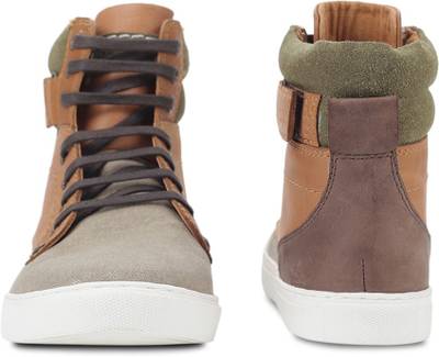 Ruosh Sneaker