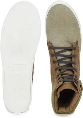 Ruosh Sneaker