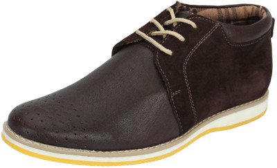 73% OFF on Sole Strings 17002 Boots For Men(Brown) 73% OFF on Sole Strings 17002 Boots For Men(Brown)