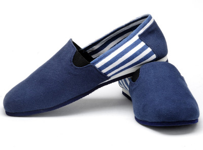 

FUNK Hail Navy Blue Canvas Shoes For Men(Blue