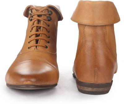 Glety Lace Up