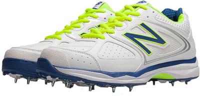 

New Balance 4030AG Cricket Shoes For Men(White, Green