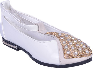 

Trilokani Girls(White