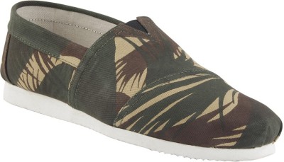 

Ziera Camouwood Slip On Sneakers For Men(Multicolor), Green