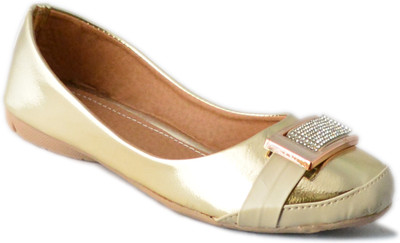 

Myra Party Wear Bellies, Golden