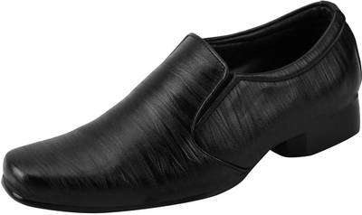 Bata Slip On