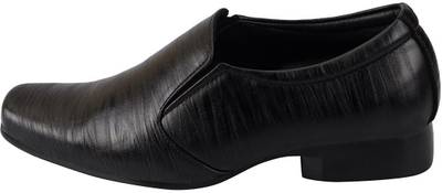 Bata Slip On
