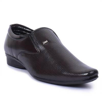 Baaj Slip On