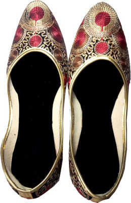

Craft Banaras BAHURAANI JUTI Party Wear For Women(Black