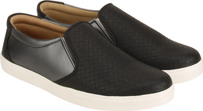 

Quarks Loafers For Men(Black