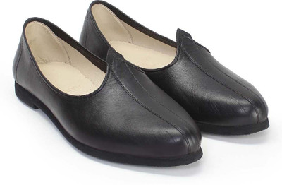 

Bare Skin New Bareskin Black Leather Jalsa Jutti With Black Sole Jutis For Men(Black)