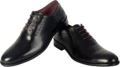 

Urban Nation SINGLE PATTERN LUXURY BROGUE SHOE WITH HANDMADE SOLE Lace Up For Men(Black