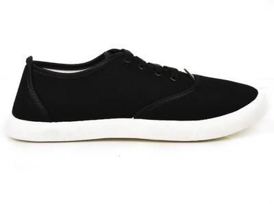 Navchetan Sneakers