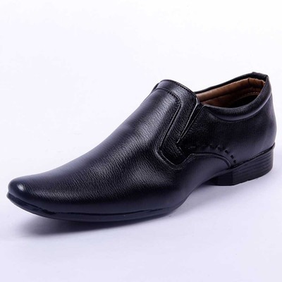 

Foot n Style fs222 Formal Slip On Shoes For Men(Black)