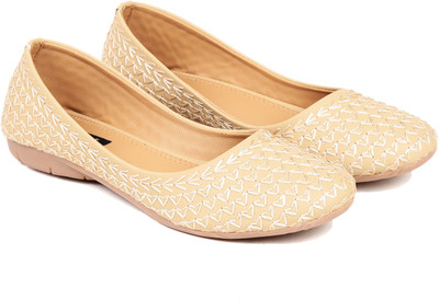 

TEN Beige Mesh Bellies Bellies For Women(Beige)