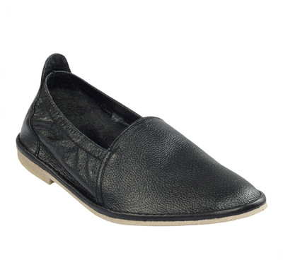 

Shoe Bazar Leather Casual Shoes For Men(Black