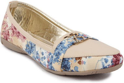 

Sindhi Footwear Bellies For Women(Beige)