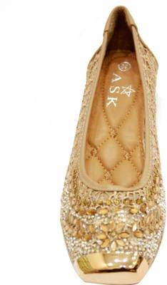 ASK Aayra Women Beige Stone Bellies
