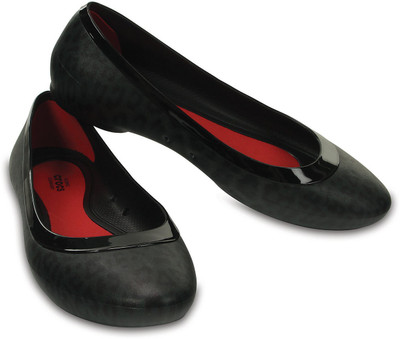 

Crocs Crocs Lina Shiny Flat Casuals For Women(Black