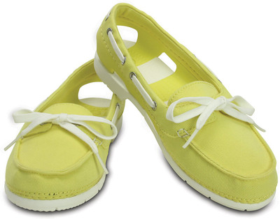

Crocs Boat Shoes For Women(Green, 200109-3i6