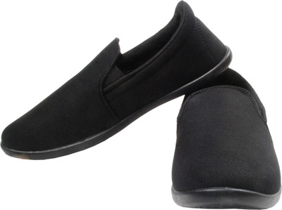 

Shoe Striker Black casual shoes Loafers For Men(Black)