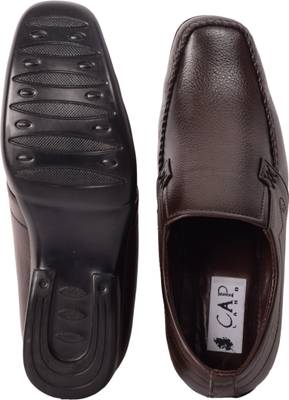 Capland Must have look Design No:4031-BROWN Casuals