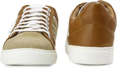 Ruosh Sneaker