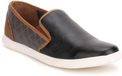 

Knotty Derby Terry Side Stitch Casuals For Men(Black, Grey, Tan